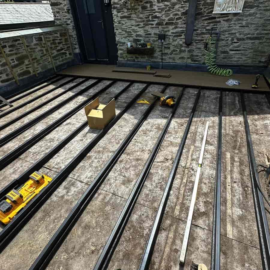 Roof Based Sub-Frame